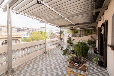 Casa para alugar com 483m², 3 quartos e 6 vagasVaranda