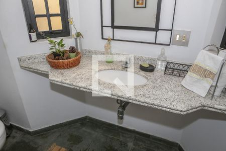 Lavabo de casa à venda com 3 quartos, 239m² em Vila Ipojuca, São Paulo