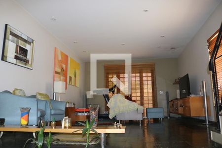 Sala de casa à venda com 3 quartos, 239m² em Vila Ipojuca, São Paulo