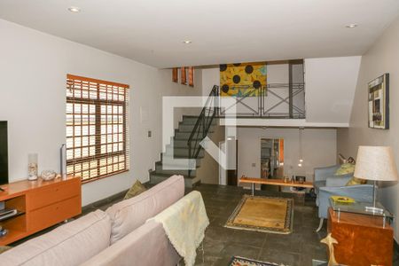 Sala de casa à venda com 3 quartos, 239m² em Vila Ipojuca, São Paulo