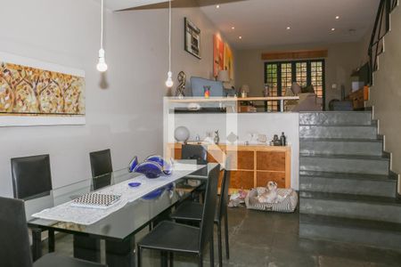 Sala de casa à venda com 3 quartos, 239m² em Vila Ipojuca, São Paulo