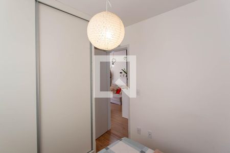 Quarto 2 de apartamento para alugar com 2 quartos, 54m² em São Francisco, Belo Horizonte