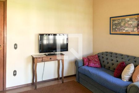 Casa à venda com 329m², 5 quartos e 3 vagasQuarto 2