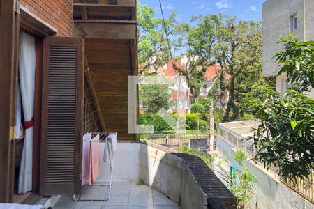 Casa à venda com 329m², 5 quartos e 3 vagasEscritório