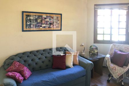 Casa à venda com 329m², 5 quartos e 3 vagasQuarto 2