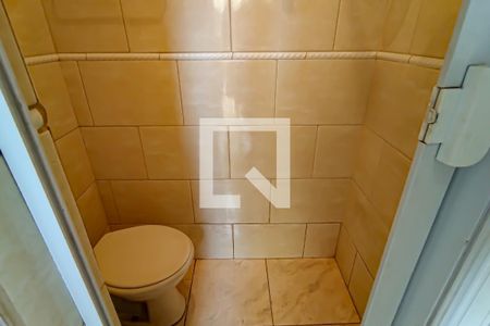 Casa à venda com 360m², 7 quartos e 8 vagasBanheiro de Serviço