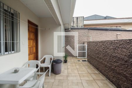 Casa à venda com 310m², 3 quartos e 3 vagasCasa 01 - Quintal 