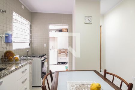 Casa à venda com 310m², 3 quartos e 3 vagasCasa 01 - Cozinha 