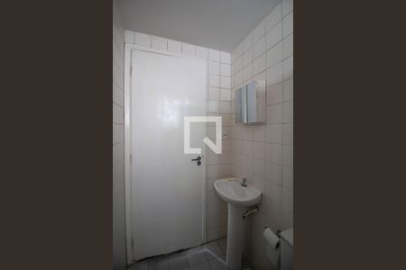 Apartamento à venda com 42m², 2 quartos e 1 vaga Apartamento à venda com 42m², 2 quartos e 1 vagaBanheiro