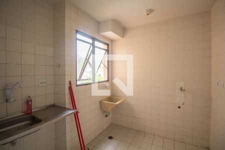 Apartamento à venda com 42m², 2 quartos e 1 vaga Apartamento à venda com 42m², 2 quartos e 1 vagaCozinha e Área de Serviço