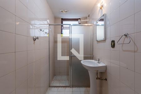 Casa à venda com 360m², 4 quartos e 2 vagasBanheiro de Serviço