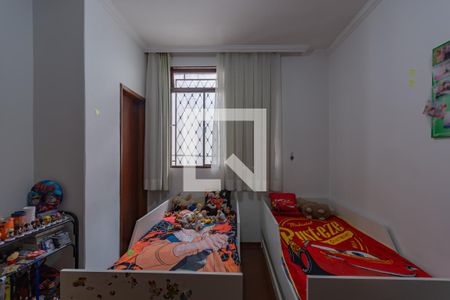 Casa à venda com 360m², 4 quartos e 2 vagasSuíte 2