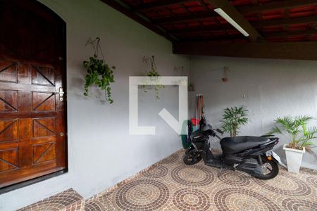 Entrada de casa para alugar com 3 quartos, 96m² em Jardim Lisboa, São Paulo