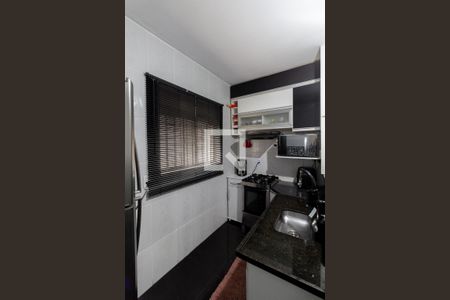 Cozinha de casa para alugar com 3 quartos, 96m² em Jardim Lisboa, São Paulo