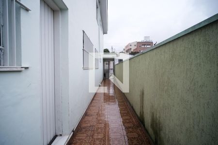 Casa à venda com 300m², 4 quartos e 8 vagasÁrea comum - Corredor