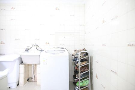 Casa à venda com 125m², 3 quartos e 2 vagas Casa à venda com 125m², 3 quartos e 2 vagasÁrea de Serviço