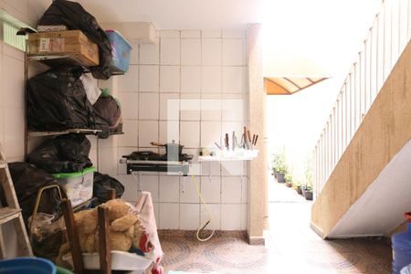 Casa à venda com 125m², 3 quartos e 2 vagas Casa à venda com 125m², 3 quartos e 2 vagasQuintal