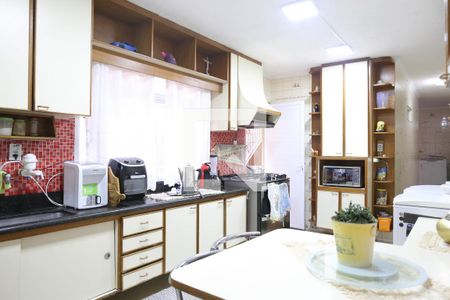 Casa à venda com 125m², 3 quartos e 2 vagas Casa à venda com 125m², 3 quartos e 2 vagasCozinha