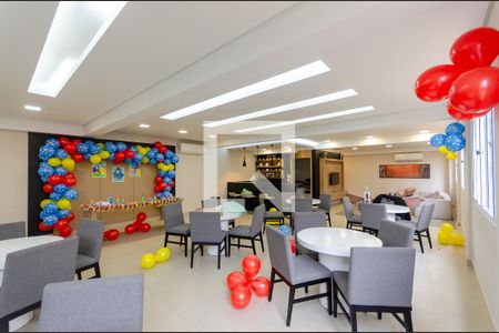 Apartamento à venda com 65m², 2 quartos e 2 vagasSalão de Festas