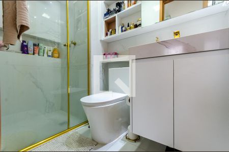 Apartamento à venda com 65m², 2 quartos e 2 vagasBanheiro da Suíte
