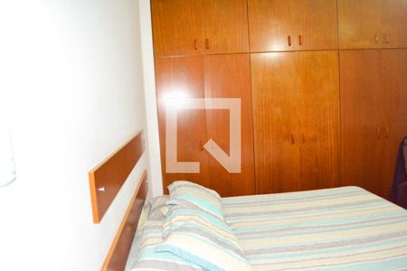 Casa à venda com 200m², 3 quartos e 2 vagasQuarto 3