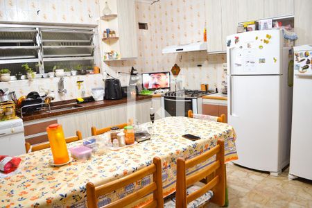 Casa à venda com 200m², 3 quartos e 2 vagasCozinha