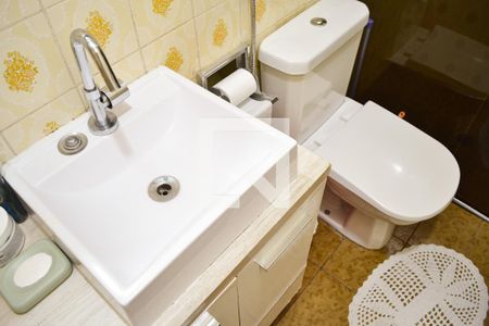 Casa à venda com 200m², 3 quartos e 2 vagasBanheiro 1