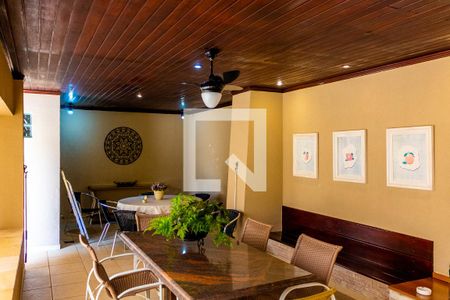 Casa à venda com 611m², 5 quartos e 4 vagasÁrea comum