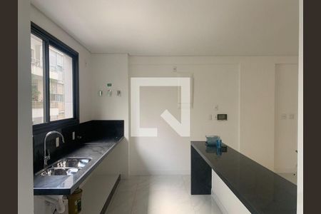 Apartamento à venda com 3 quartos, 107m² em Funcionários, Belo Horizonte