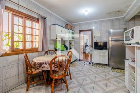 Casa à venda com 85m², 2 quartos e 2 vagas Casa à venda com 85m², 2 quartos e 2 vagasCozinha