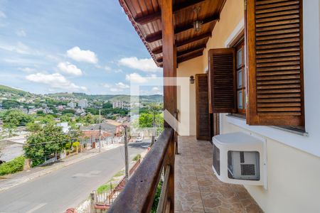 Casa à venda com 85m², 2 quartos e 2 vagas Casa à venda com 85m², 2 quartos e 2 vagasQuarto 1 - Varanda