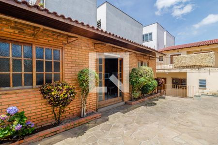 Casa à venda com 85m², 2 quartos e 2 vagas Casa à venda com 85m², 2 quartos e 2 vagasQuintal