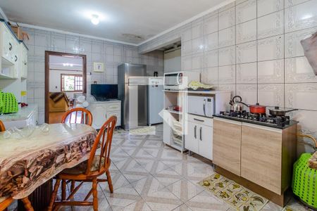 Casa à venda com 85m², 2 quartos e 2 vagas Casa à venda com 85m², 2 quartos e 2 vagasCozinha