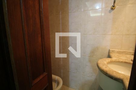 Casa à venda com 250m², 4 quartos e 2 vagasLavabo