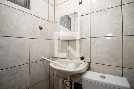 Banheiro da Suíte de casa para alugar com 1 quarto, 23m² em Ceilândia Sul, Brasília