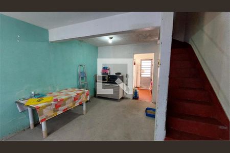Casa à venda com 2 quartos, 67m² em Vila Nilo, São Paulo