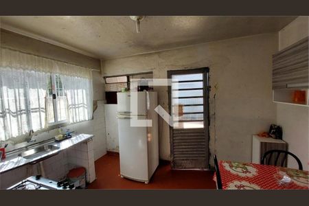 Casa à venda com 2 quartos, 67m² em Vila Nilo, São Paulo