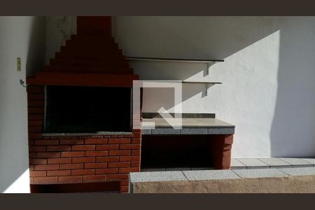 Casa à venda com 2 quartos, 175m² em Vila Mazzei, São Paulo