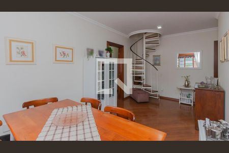 Apartamento à venda com 3 quartos, 175m² em Passo d’Areia, Porto Alegre