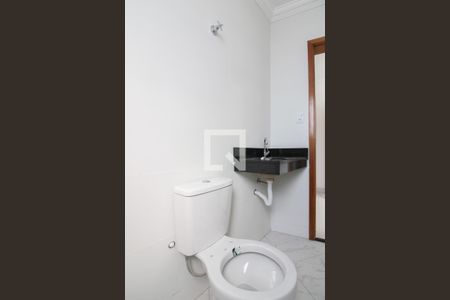 Casa à venda com 68m², 2 quartos e 1 vaga Casa à venda com 68m², 2 quartos e 1 vagaBanheiro da Suíte