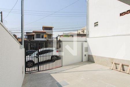 Casa à venda com 68m², 2 quartos e 1 vaga Casa à venda com 68m², 2 quartos e 1 vagaGaragem
