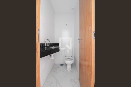 Casa à venda com 68m², 2 quartos e 1 vaga Casa à venda com 68m², 2 quartos e 1 vagaLavabo