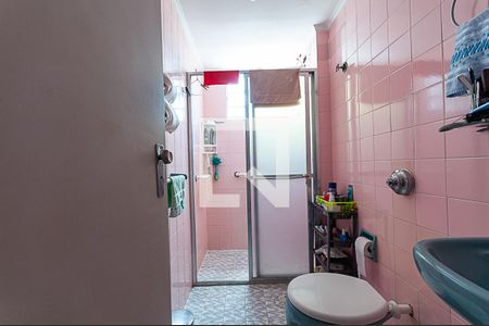 Banheiro Social de apartamento à venda com 2 quartos, 61m² em Lapa, São Paulo