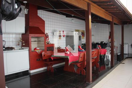 Casa à venda com 420m², 5 quartos e 6 vagasÁrea gourmet