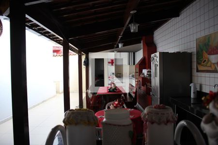 Casa à venda com 420m², 5 quartos e 6 vagasÁrea gourmet