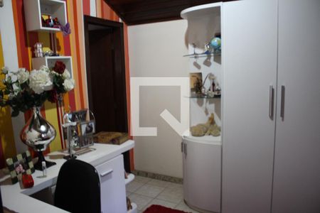 Casa à venda com 420m², 5 quartos e 6 vagasQuarto 4