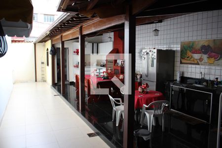 Casa à venda com 420m², 5 quartos e 6 vagasÁrea gourmet