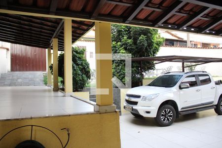 Casa à venda com 420m², 5 quartos e 6 vagasQuintal