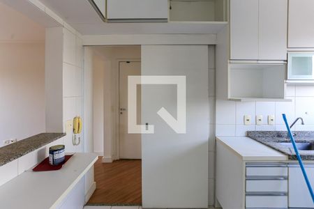 Apartamento à venda com 74m², 2 quartos e 1 vaga Apartamento à venda com 74m², 2 quartos e 1 vagaCozinha