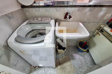 Apartamento para alugar com 130m², 3 quartos e 1 vagaÁrea de Serviço